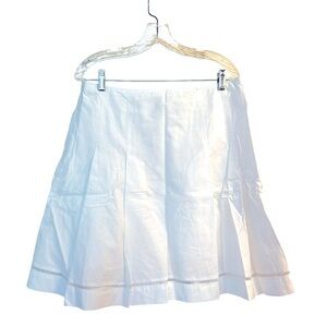 Perfect for summer!  White skirt. Express 12P.